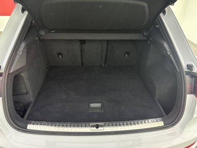 Audi Q3 45 TFSIe 245 ch S tronic 6 S line   - 8