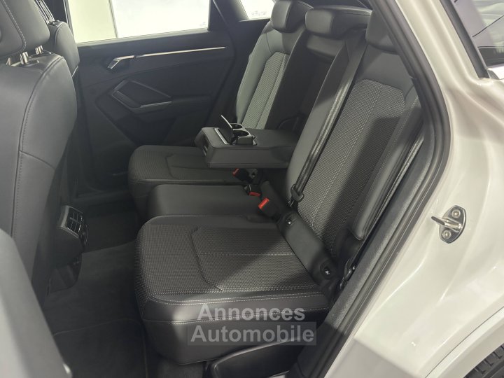 Audi Q3 45 TFSIe 245 ch S tronic 6 S line - 11