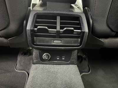 Audi Q3 45 TFSIe 245 ch S tronic 6 S line   - 12