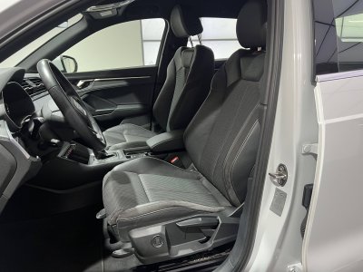 Audi Q3 45 TFSIe 245 ch S tronic 6 S line   - 17