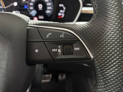 Audi Q3 45 TFSIe 245 ch S tronic 6 S line   - 22