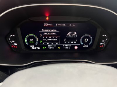 Audi Q3 45 TFSIe 245 ch S tronic 6 S line   - 26