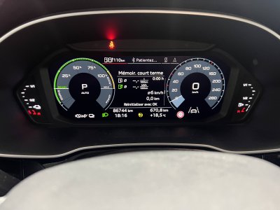 Audi Q3 45 TFSIe 245 ch S tronic 6 S line   - 28