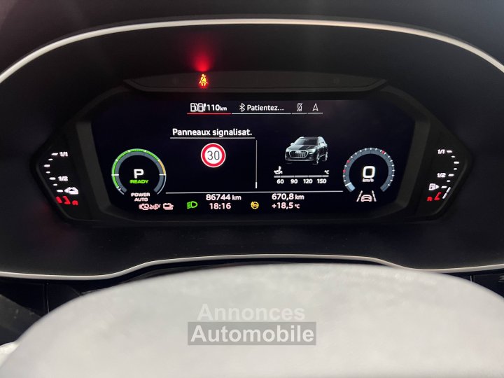 Audi Q3 45 TFSIe 245 ch S tronic 6 S line - 34