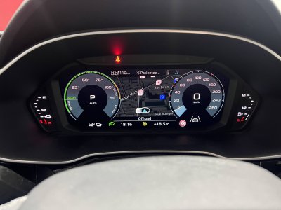 Audi Q3 45 TFSIe 245 ch S tronic 6 S line   - 40