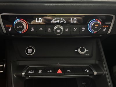 Audi Q3 45 TFSIe 245 ch S tronic 6 S line   - 52