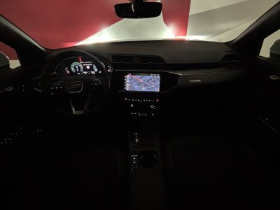 Audi Q3 45 TFSIe 245 ch S tronic 6 S line   - 56