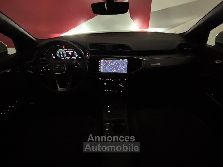 Audi Q3 45 TFSIe 245 ch S tronic 6 S line - 56