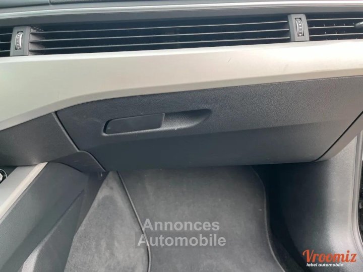 Audi A4 AVANT 20 40 TDI 190 DESIGN S-TRONIC BVA bien &eacute;quip&eacute; - 45