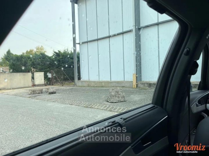 Audi A4 AVANT 20 40 TDI 190 DESIGN S-TRONIC BVA bien &eacute;quip&eacute; - 51