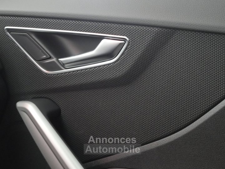 Audi Q2 35 TFSI 150 S tronic 7 Design - 9
