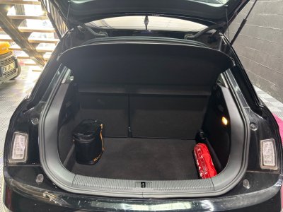 Audi A1 12 TFSI 86 Attraction   - 29