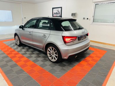 Audi A1 Sportback 14 TDI 90 ch Sline Intérieur   - 5