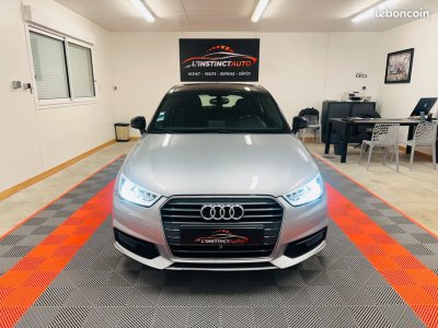 Audi A1 Sportback 14 TDI 90 ch Sline Intérieur   - 2