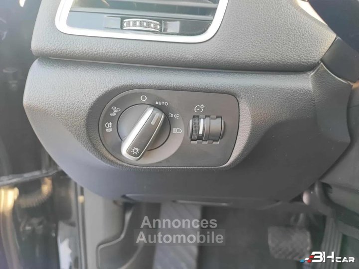 Audi Q3 20 TDI 150 AMBITION LUXE QUATTRO S-TRONIC BVA - 24