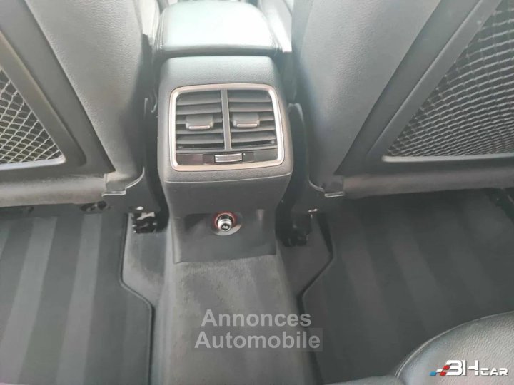 Audi Q3 20 TDI 150 AMBITION LUXE QUATTRO S-TRONIC BVA - 29