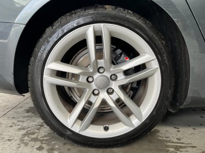 Audi A5 Sportback V6 30 TDI 204 S line - BLUETOOTH - 4 PNEUS NEUFS - REGULATEUR   - 7