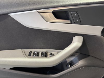 Audi A4 BUSINESS 14 TFSI 150 S tronic 7 Business Line   - 24