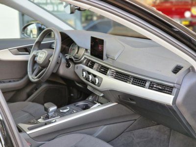 Audi A4 Avant 20 TDI ultra 150 S tronic 7 Design   - 29