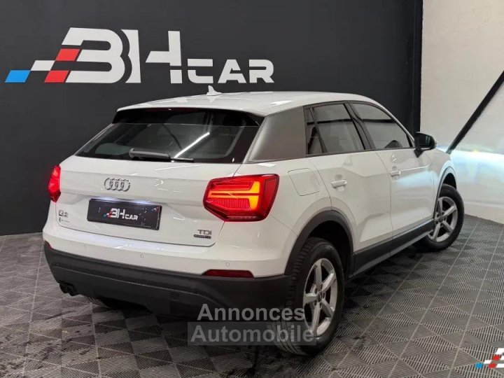 Audi Q2 20 TDI 190 DESIGN QUATTRO S-TRONIC / Suivi COMPLET / Origine FRANCE - 2