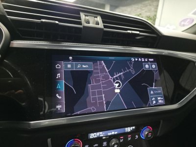 Audi Q3 14 45 TFSI e - 245 - BV S-Tronic 6 S Line   - 18