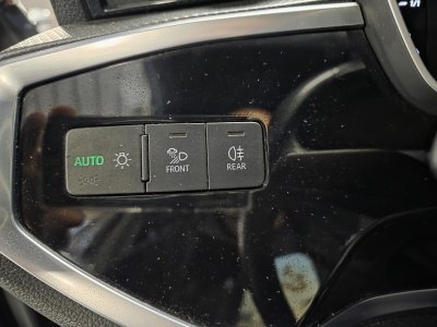 Audi Q3 14 45 TFSI e - 245 - BV S-Tronic 6 S Line   - 30