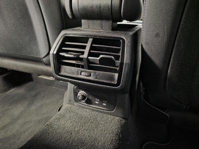 Audi Q3 14 45 TFSI e - 245 - BV S-Tronic 6 S Line   - 42