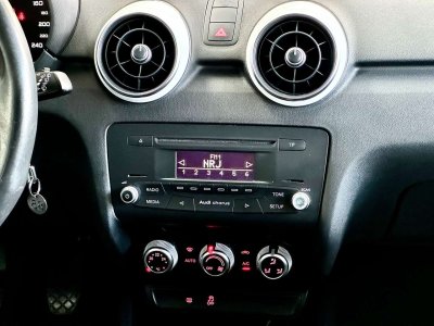 Audi A1 Sportback 16 TDi 90cv Ambition S LINE - 11