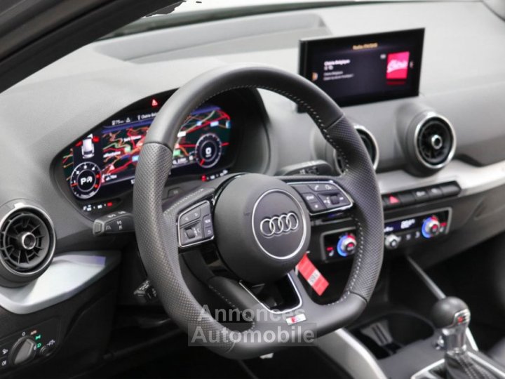 Audi Q2 30 TDI · 116 ch · S line · S tronic · Toit panoramique · Virtual Cockpit - 9