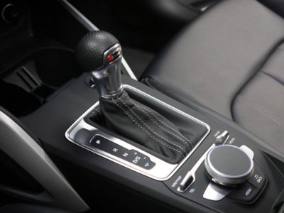 Audi Q2 30 TDI · 116 ch · S line · S tronic · Toit panoramique · Virtual Cockpit   - 12