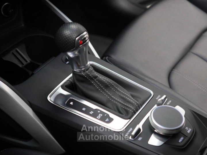 Audi Q2 30 TDI · 116 ch · S line · S tronic · Toit panoramique · Virtual Cockpit - 12