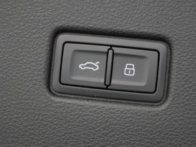 Audi Q5 Sportback 55 TFSIe 367 S tronic 7 Quattro Black Edition   - 9