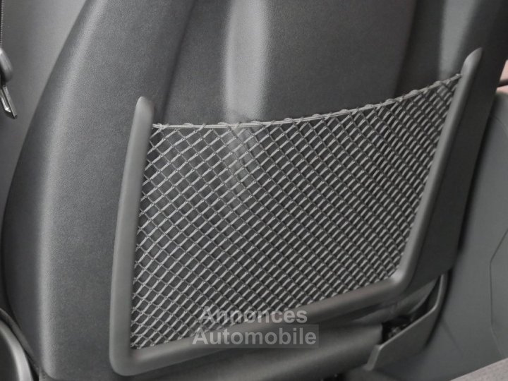 Audi Q5 Sportback 55 TFSIe 367 S tronic 7 Quattro Black Edition - 12