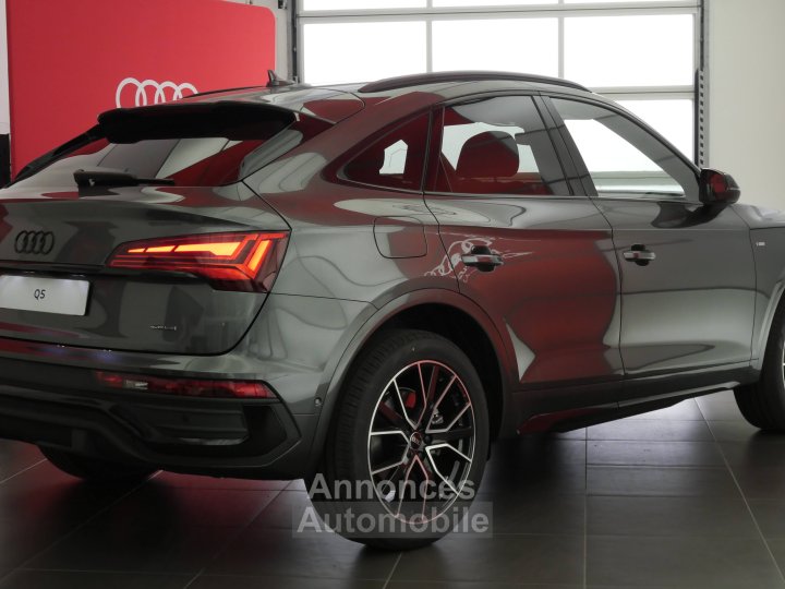Audi Q5 Sportback 55 TFSIe 367 S tronic 7 Quattro Black Edition - 30