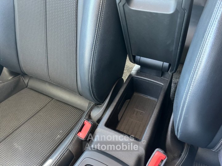 Audi Q2 30 TFSI 116 BVM6 S Line Plus / Toit Ouvrant / Origine France - 37