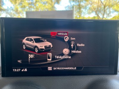 Audi Q2 30 TFSI 116 BVM6 S Line Plus / Toit Ouvrant / Origine France   - 44