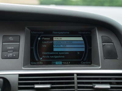 Audi A6 2006 AUDI A6 V6 27   - 29
