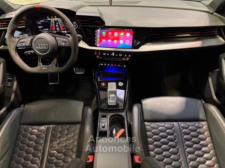 Audi RS3 Quattro 25L TFSI 400 cv / Freins Céramiques / Gris KEMORA - 14