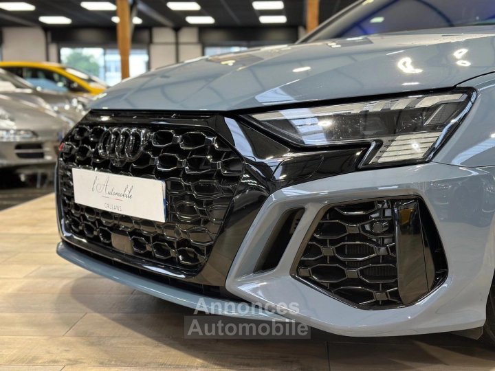 Audi RS3 Quattro 25L TFSI 400 cv / Freins Céramiques / Gris KEMORA - 36