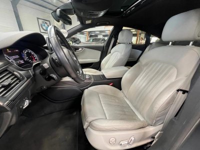 Audi A7 Sportback (2) 30 V6 BITDI 320 cv AVUS QUATTRO TIPTRONIC 8 - 18