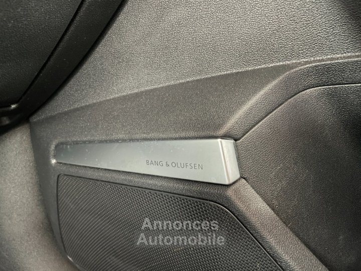 Audi RS3 SPORTBACK 8Y 25 TFSI 400 S tronic 7 Quattro / Toit Ouvrant / Bang Olufsen / Malus Payé - 35