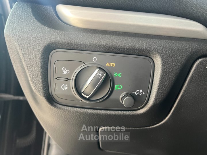 Audi S3 SPORTBACK 20 TFSI 310 S tronic 7 Quattro / Car Play / Toit Ouvrant / Origine France / Noir Panthère (Peinture Exclusive) / 5 Places - 32