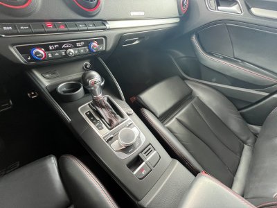 Audi S3 SPORTBACK 20 TFSI 310 S tronic 7 Quattro / Car Play / Toit Ouvrant / Origine France / Noir Panthère (Peinture Exclusive) / 5 Places - 33