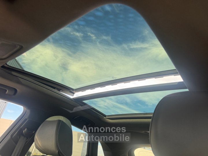 Audi Q3 20 TDI 150 ch S tronic 7 S line - 24