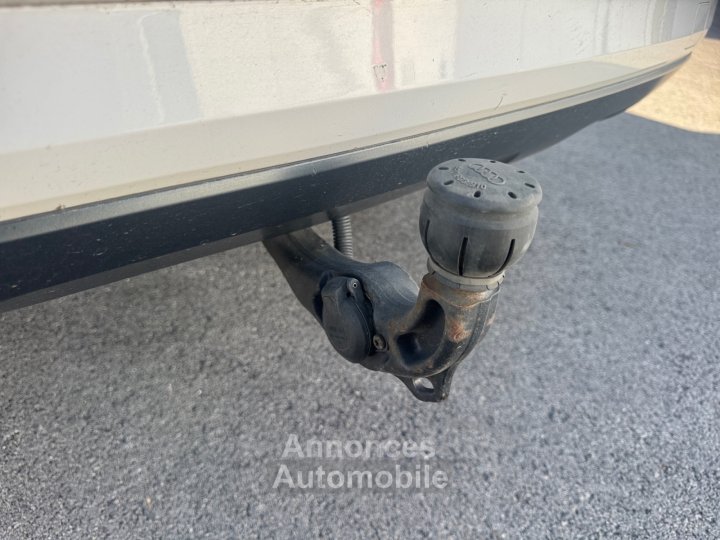 Audi Q3 20 TDI 150 ch S tronic 7 S line - 26