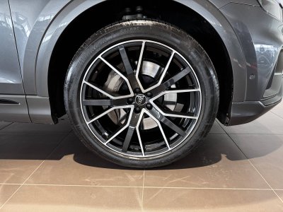 Audi Q8 55 TFSI e 381 Tiptronic 8 Quattro Avus   - 9