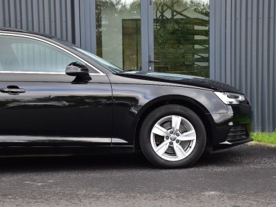 Audi A4 Avant V 35 TDI 150 S TRONIC   - 11
