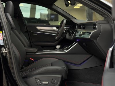 Audi RS6 AVANT 40 V8 TFSI 600CH QUATTRO TIPTRONIC   - 14