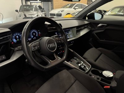 Audi A3 III 35 TFSI 150ch Design S tronic 7 2020 française entretien   - 11