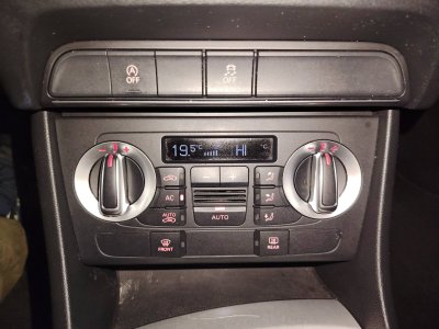 Audi Q3 20 TDI 140ch S line quattro   - 24